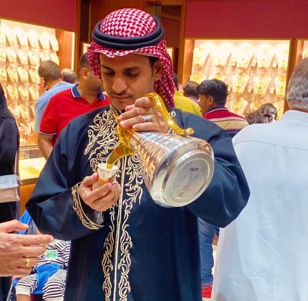 أفضل قهوجى حفلات بخبرة وتنظيم احترافي